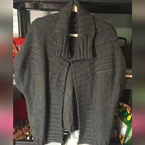 #59 Gray Nine West Sweater